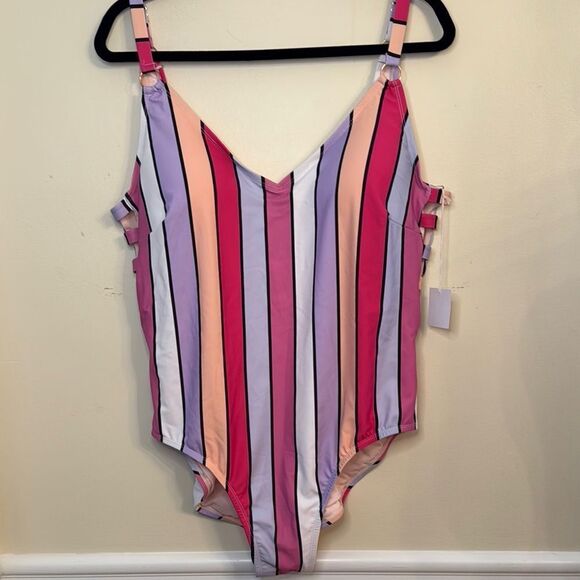 LYSA Other - LYSA Plus Size Striped Multicolor Swimsuit